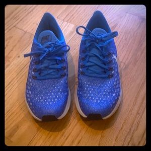 Nike Pegasus shoes youth size 4.5 (women’s 6)